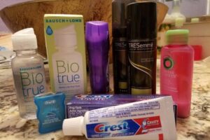 12 Tips for Preparing a Personal Travel Hygiene Bag 